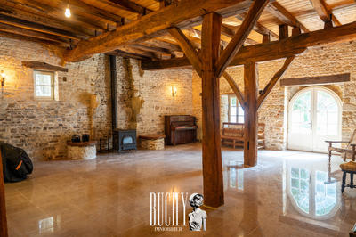 Maison - 488 m² - 16 pièces