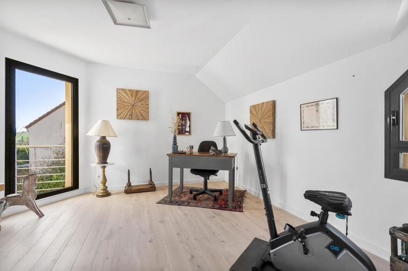 Maison - 147 m² - 7 pièces