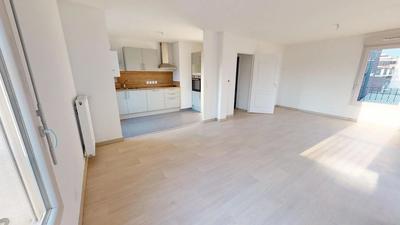 Appartement - 84 m² - 4 pièces