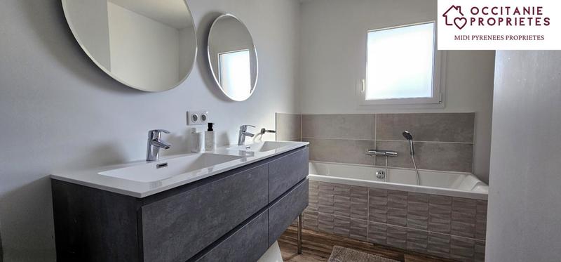 Maison - 120 m² - 5 pièces