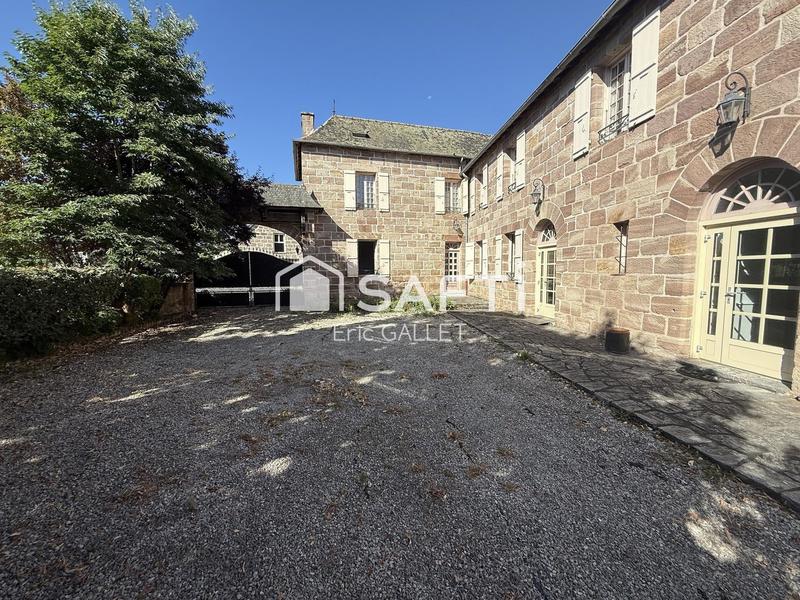 Local commercial - 800 m² - 24 pièces