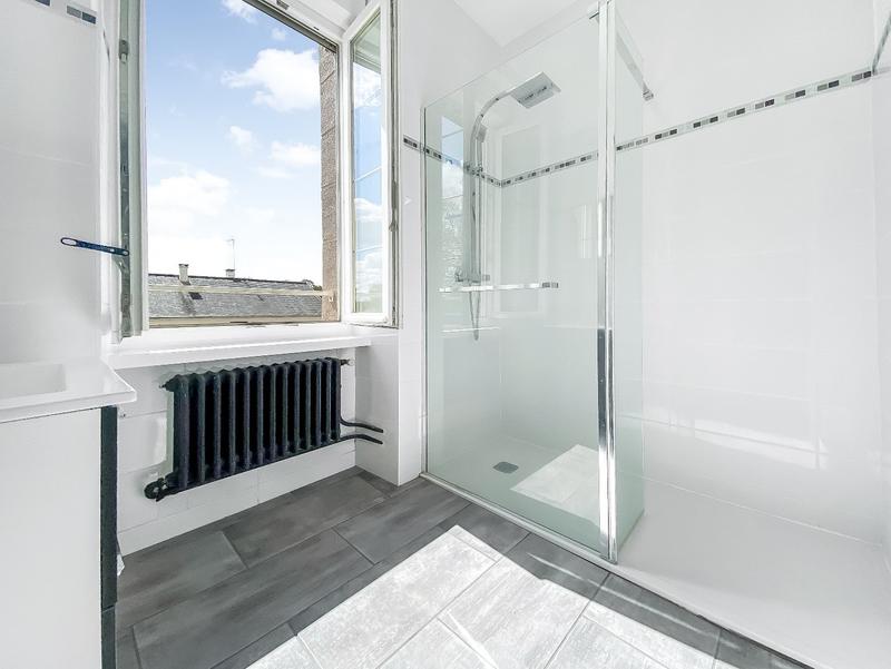 Maison bourgeoise - 117 m² - 6 pièces