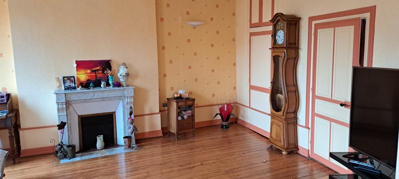 Maison ancienne - 210 m² - 7 pièces