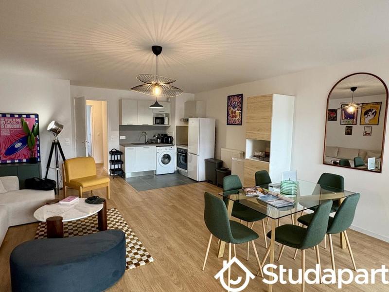 Chambre - 10 m² - 1 pièce