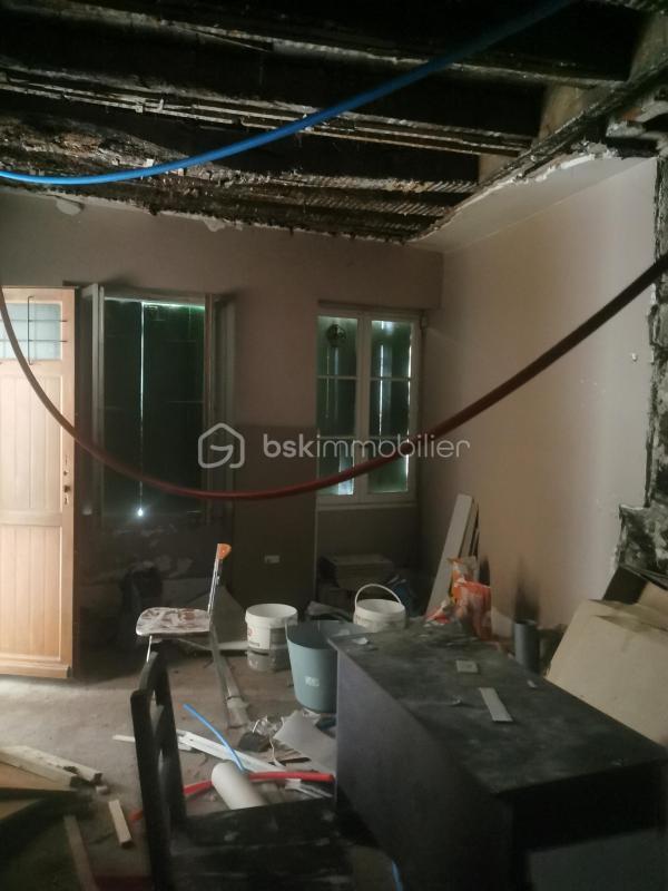 Immeuble - 180 m² - 8 pièces