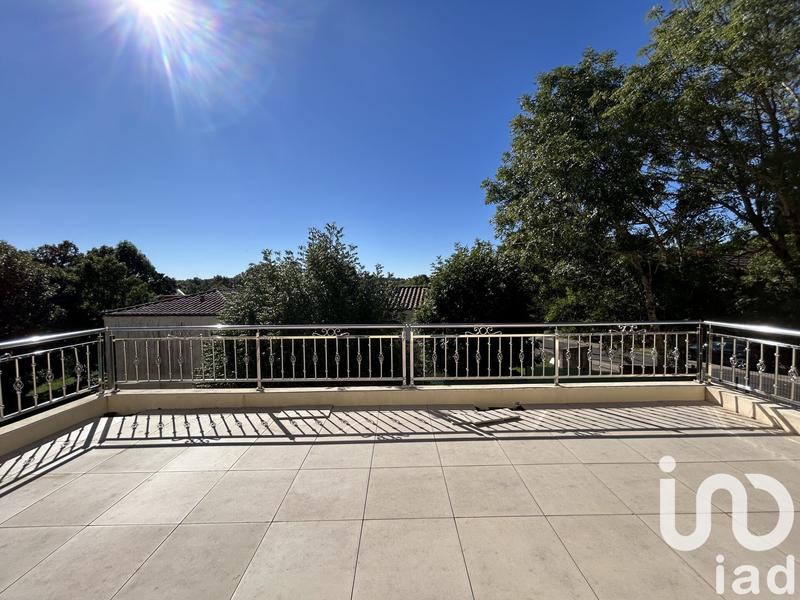 Maison - 170 m² - 7 pièces