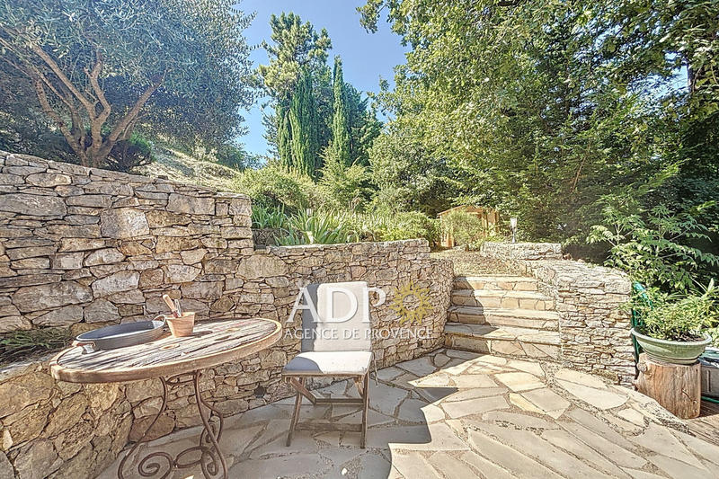 Maison - 150 m² - 4 pièces