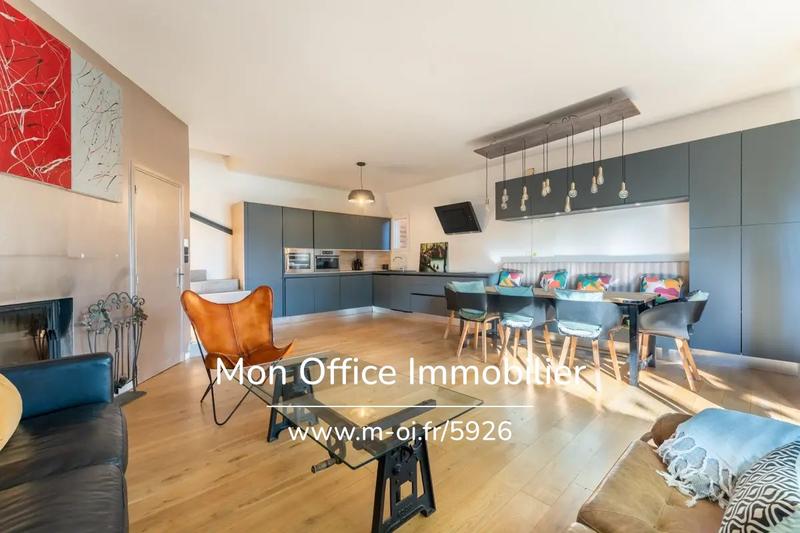 Maison - 110 m² - 5 pièces