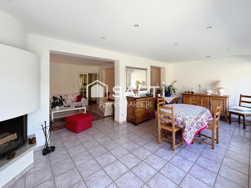 Maison - 120 m² - 6 pièces