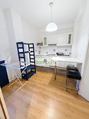 Studio - 26 m² - 1 pièce