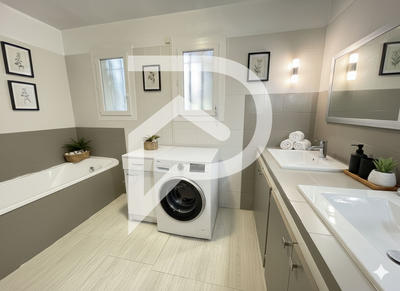 Maison - 122 m² - 5 pièces