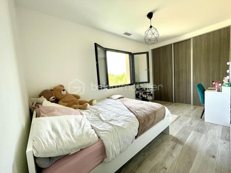 Villa - 186 m² - 6 pièces