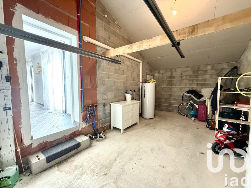 Maison - 93 m² - 4 pièces