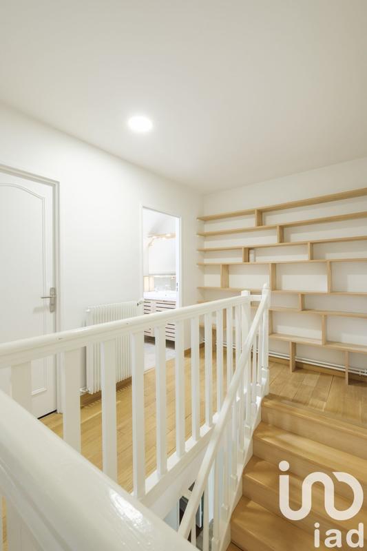 Maison - 151 m² - 7 pièces