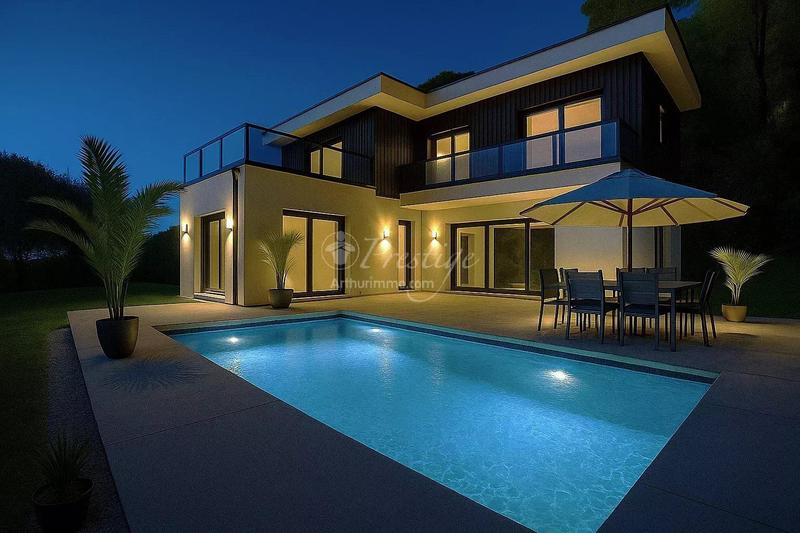 Maison - 202 m² - 7 pièces