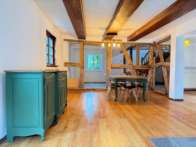 Maison ancienne - 180 m² - 6 pièces