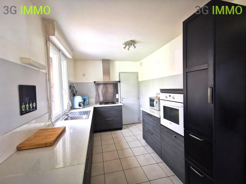 Maison traditionnelle - 101 m² - 6 pièces