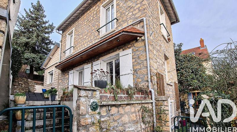 Maison - 110 m² - 5 pièces