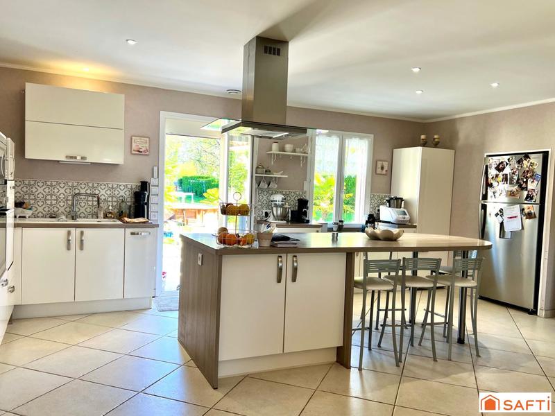 Maison - 135 m² - 5 pièces