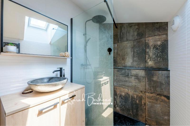 Maison - 127 m² - 5 pièces