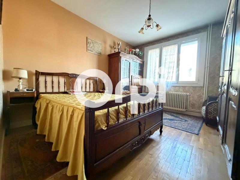 Appartement - 82 m² - 3 pièces