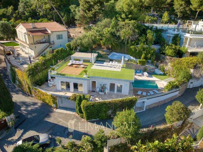 Villa - 180 m² - 5 pièces