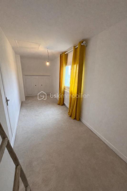 Maison - 170 m² - 8 pièces