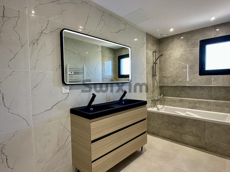 Villa - 154 m² - 6 pièces