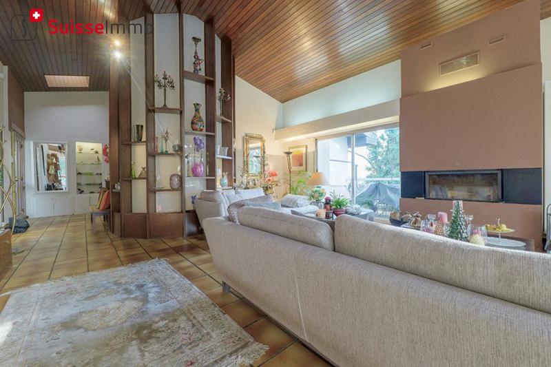 Villa - 230 m² - 9 pièces