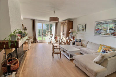 Maison - 151 m² - 6 pièces