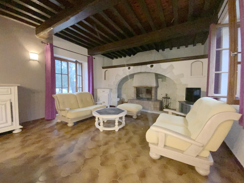 Maison - 202 m² - 8 pièces