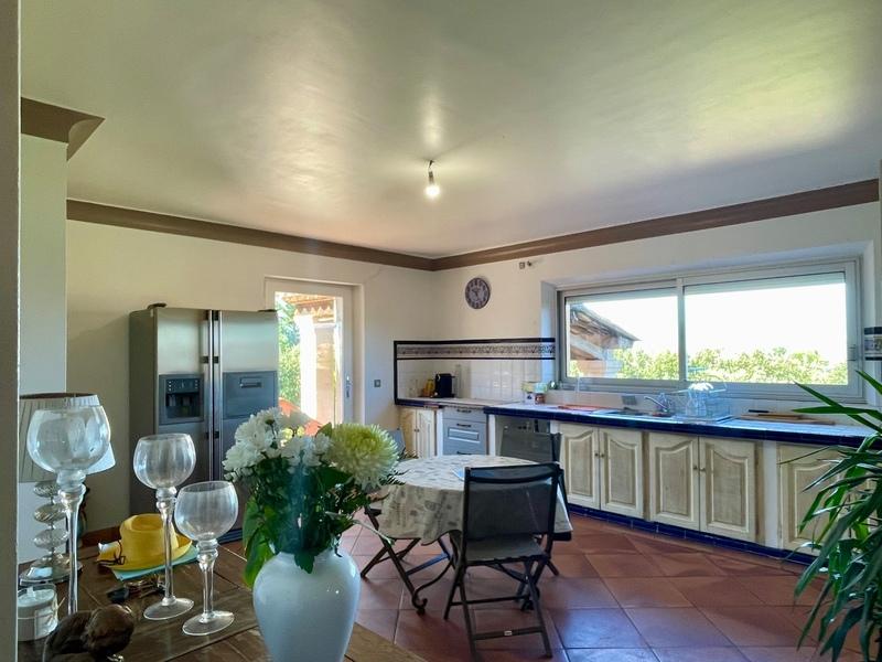 Maison - 150 m² - 8 pièces