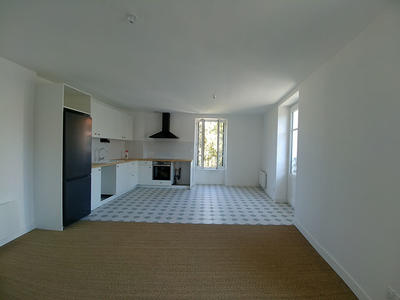 Appartement - 66 m² - 3 pièces