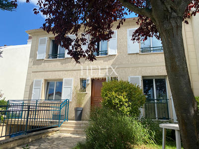 Maison - 128 m² - 7 pièces