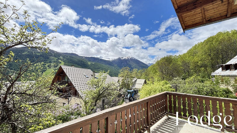 Appartement - 85 m² - 4 pièces