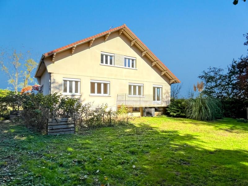 Maison - 190 m² - 7 pièces