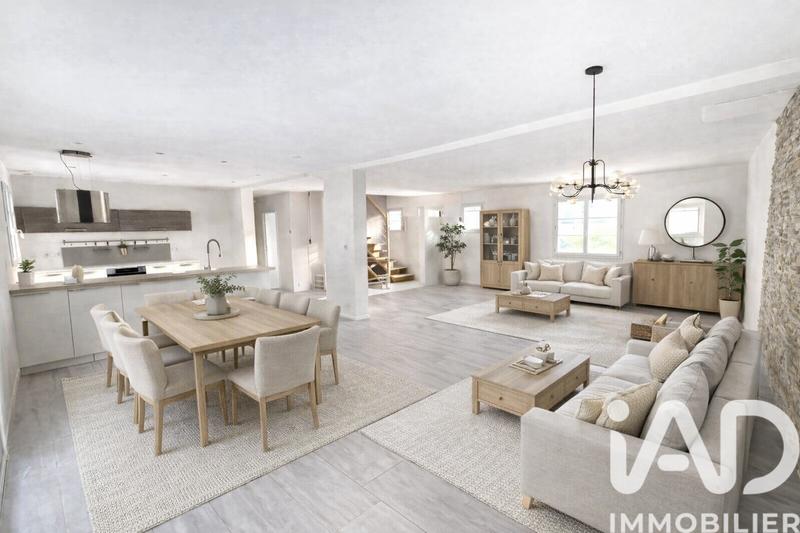 Maison - 160 m² - 7 pièces