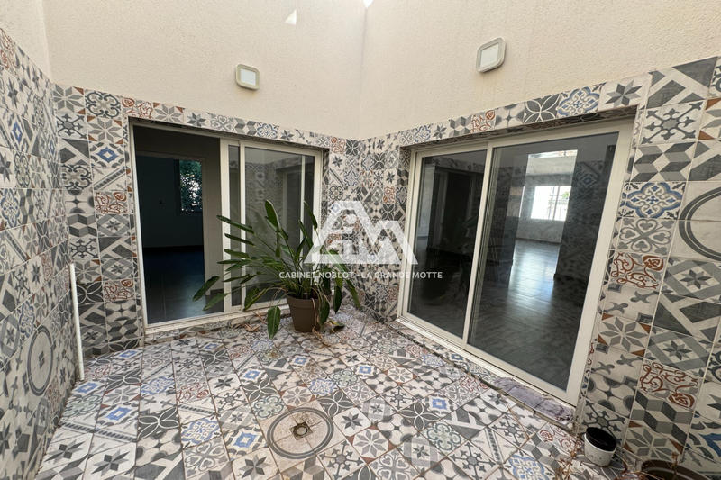 Hôtel particulier - 269 m² - 6 pièces