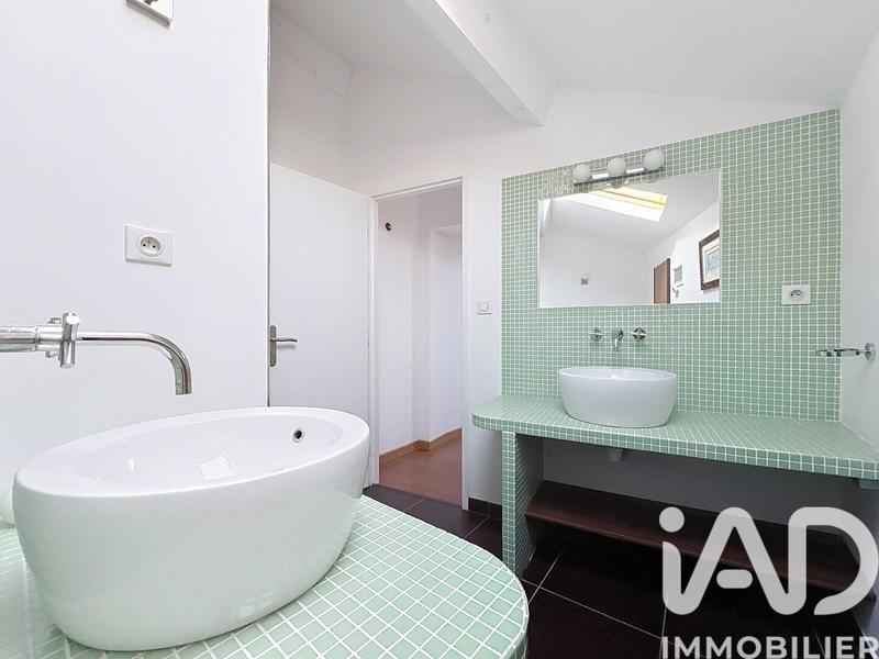 Maison - 200 m² - 4 pièces