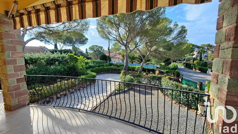 Maison - 200 m² - 7 pièces