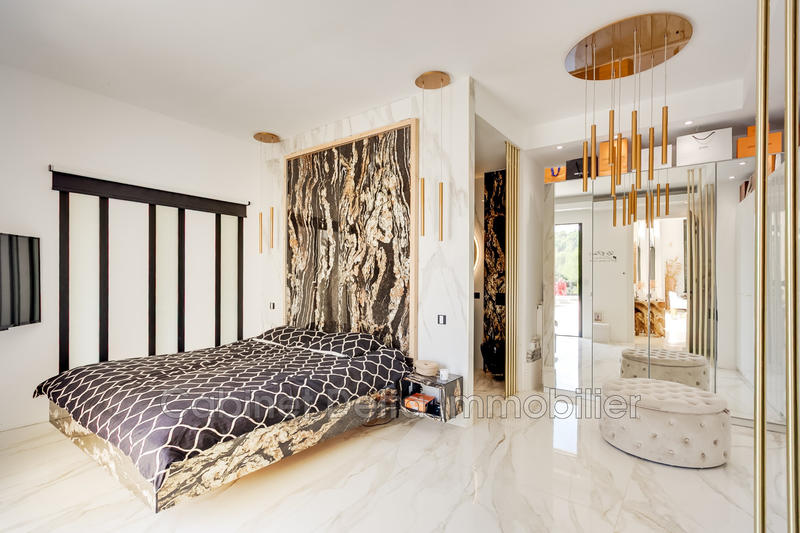 Maison contemporaine - 195 m² - 6 pièces