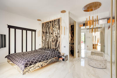 Maison contemporaine - 195 m² - 6 pièces