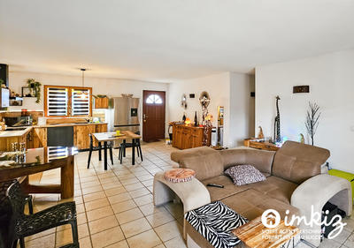 Maison - 84 m² - 4 pièces