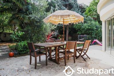 Appartement - 220 m² - 4 pièces