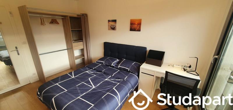 Chambre - 12 m² - 1 pièce