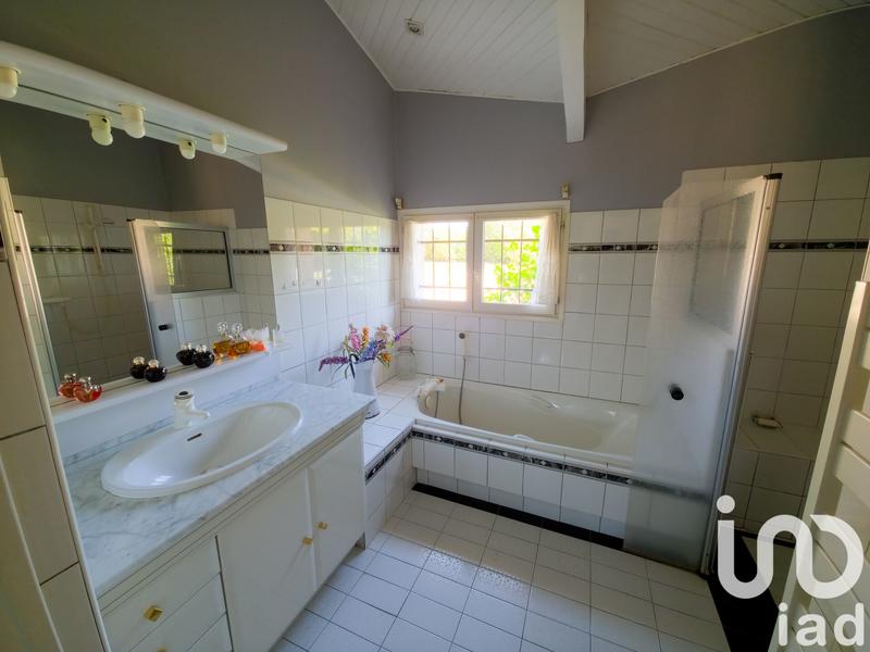 Maison - 192 m² - 5 pièces