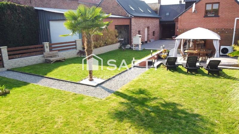 Maison - 217 m² - 6 pièces