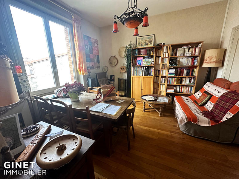 Immeuble - 7 pièces