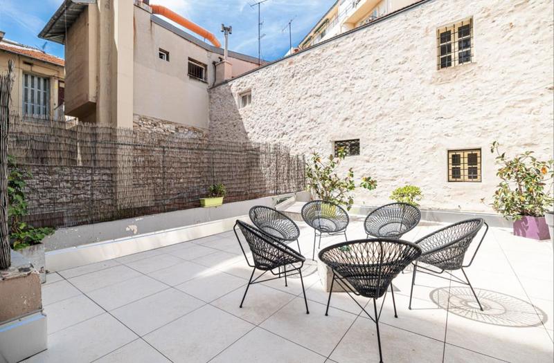 Appartement - 68 m² - 2 pièces