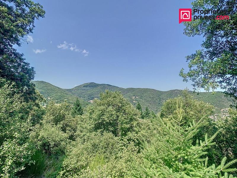 Maison - 215 m² - 9 pièces